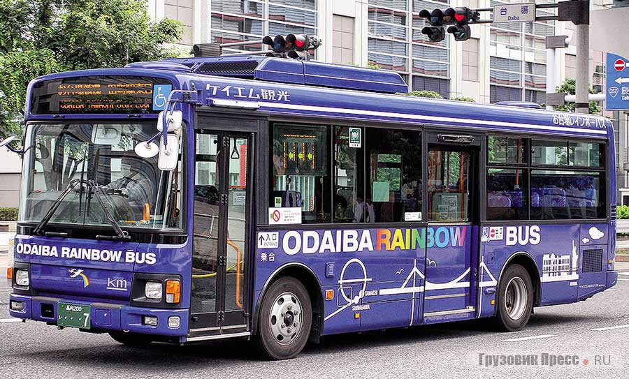 Десятиметровый городской автобус Hino Rainbow II SDG-KR290J1 с окраины Токио