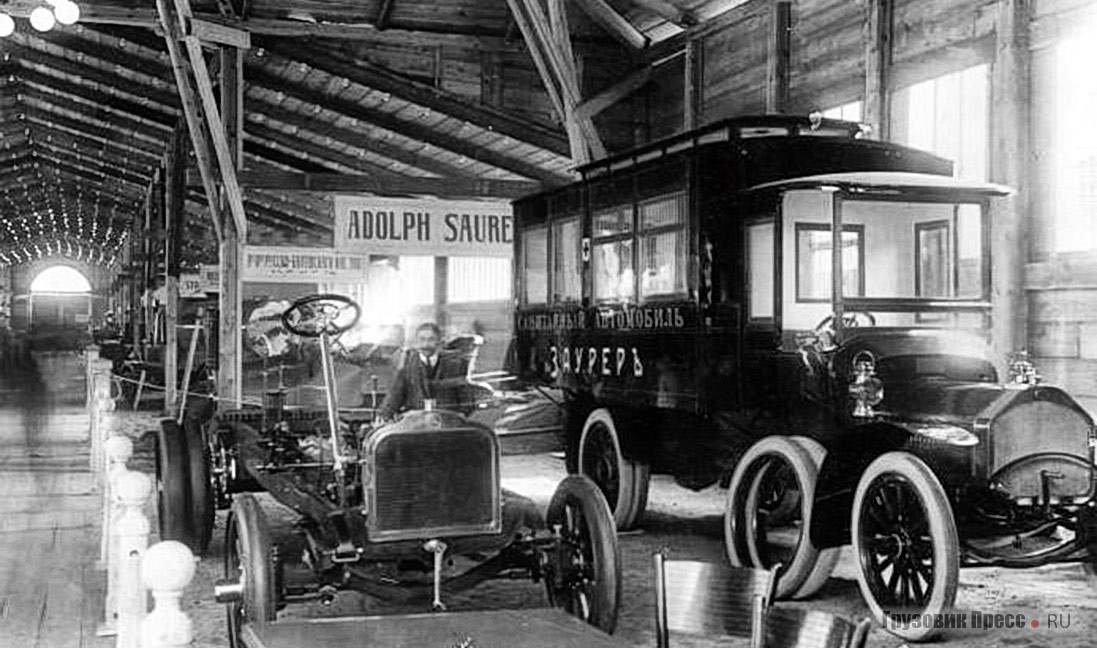 Шасси грузовика Saurer 3TS и большой санитарный автомобиль Saurer A 3TC, который участвовал в испытательном пробеге грузовых машин Военного министерства в 1912 г.