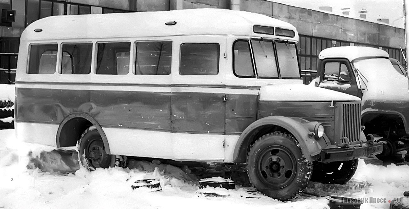 Автобусы ПАЗ-651 после капремонта с новым кузовом
