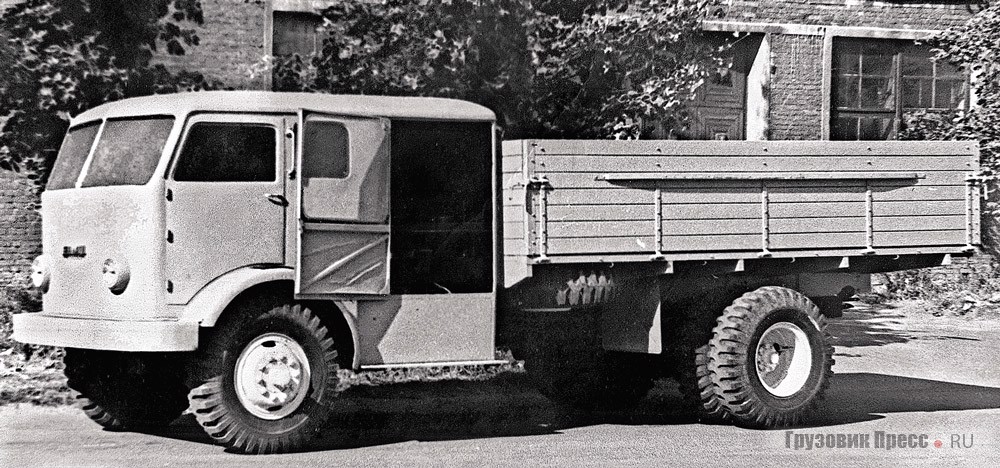 Ходовой макет автомобиля НАМИ-0125. 1951 г.
