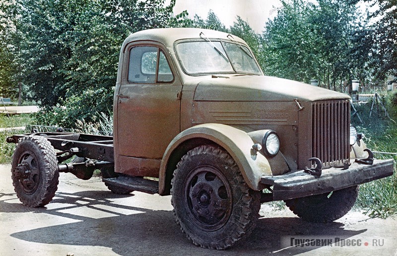 Автомобиль ГАЗ-51А, прошедший капремонт в Кирсанове…