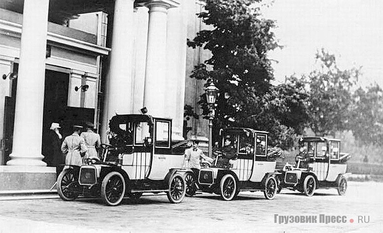 «Белые таксомоторы» – французские машины Panhard-Levassor с кузовом ландоле