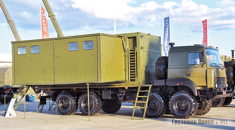 Передвижная полевая баня ППБ-32ВУ на шасси «Урал-53236» (кузов-контейнер модели КК6.3.001)