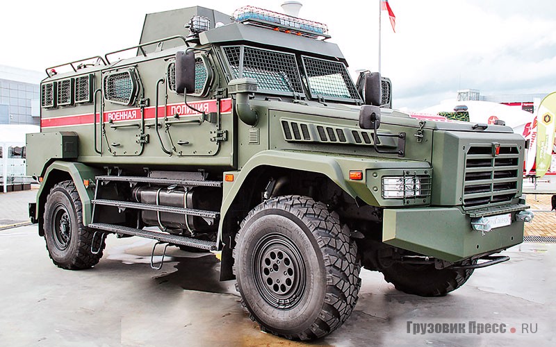 Защищённый автомобиль «Астейс-7020». Такие автомобили поступают на вооружение военной полиции МО РФ