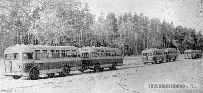 Автобусные поезда в г. Ставрополе едут за пассажирами (март 1962 г., газета «Автотранспортник»)