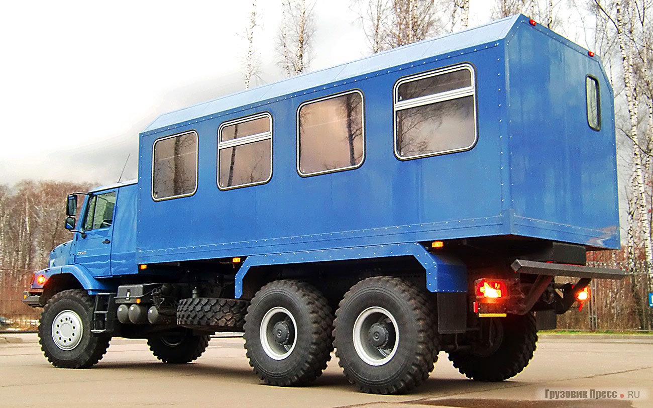 MB Zetros 2733A с надстройкой АМЗ