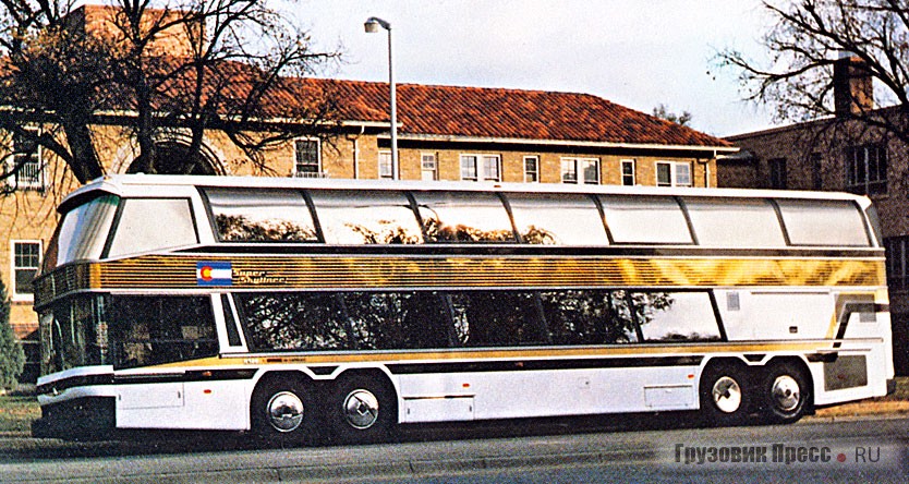 1983. Neoplan Super Skyliner N122/4